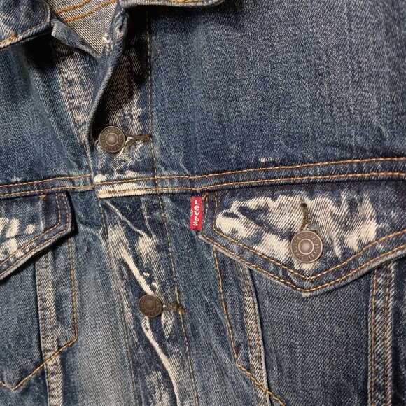 Levi's Trucker Jean Jacket Men's Danica Faded Distressed Size S - Picture 3 of 13